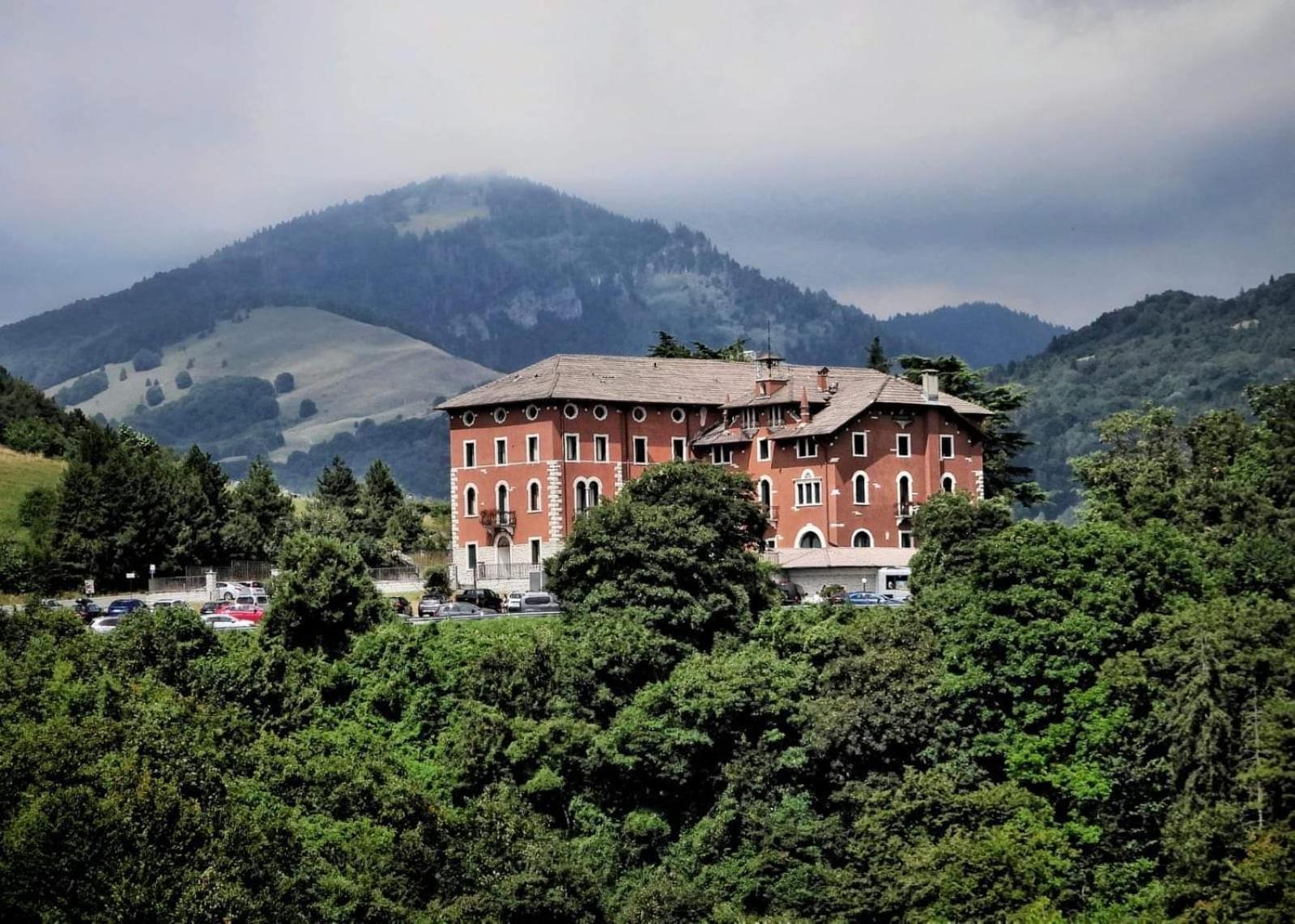 Spiazzi Di Caprino Hotel Stella Alpina מראה חיצוני תמונה